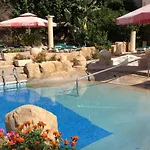 Kings Annex Aparthotel