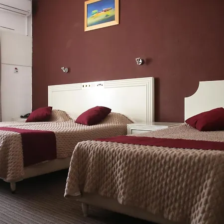 Kings Annex Aparthotel 3*