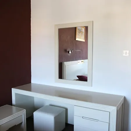 Kings Annex 公寓式酒店