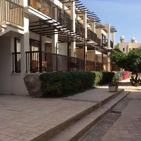 Kings Annex Aparthotel 2*