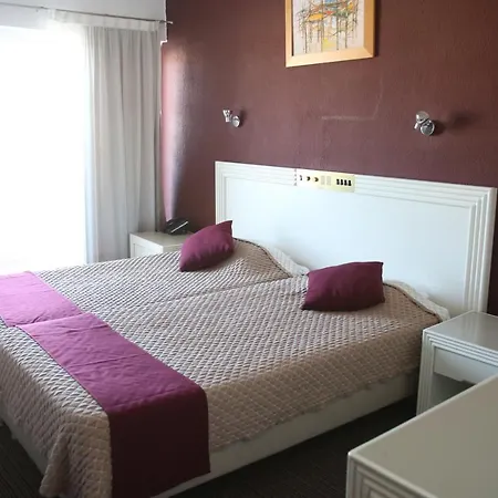 Kings Annex Aparthotel 2*